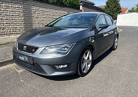 Seat Leon FR Navi LED PDC Sitzheizung Tempomat 2Hd