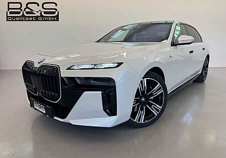 BMW 740 d xDriveMSport ACC,HUD,SKYL,B&W,SOFTC,LUFT,TV