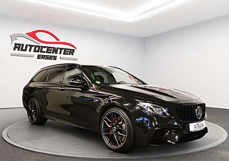 Mercedes-Benz E 63 AMG S 4Matic Navi Kamera CARBON Panorama ACC