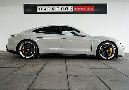 Porsche Taycan GTS Kreide/PCCB/PDCC/P-Display/Carbon/21z