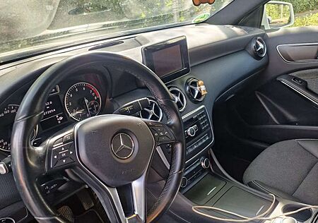 Mercedes-Benz A 250 BE Sport 7G-DCT