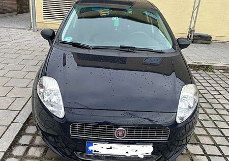 Fiat Grande Punto 5-Türer 1.2 8V Dynamic