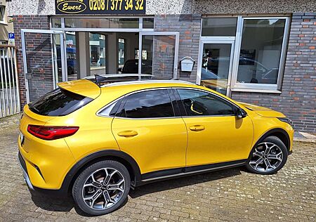 Kia XCeed XDITION Automatik Schiebedach Digital Navi Kamera