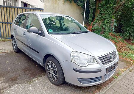 VW Polo Volkswagen 4 Tueren Klima Scheckh. 2 Hd