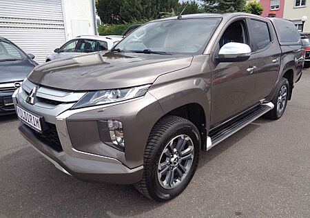 Mitsubishi L200 Club Cab 4WD **2.HAND**