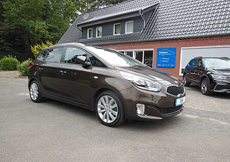 Kia Carens 1.7 CRDI 141 UEFA Euro 2016 AHK/R-KAM/NAV