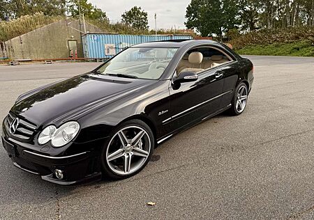 Mercedes-Benz CLK 63 AMG Coupe 7G-TRONIC