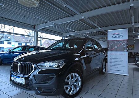 BMW X1 xDrive 18d Advantage Navigation Automatik