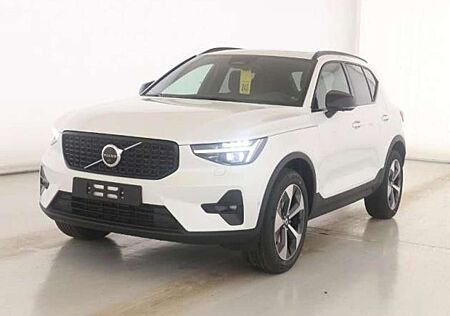 Volvo XC 40 XC40 B4 Benzin 2WD Ultra Dark DKG/Panorama/360°