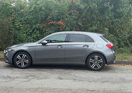 Mercedes-Benz A 180 Edition 19