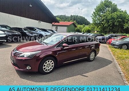 Toyota Avensis Kombi Life KAMERA NAVI AHK XENON EURO5