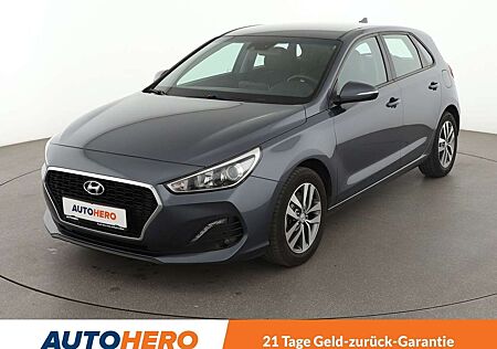 Hyundai i30 1.4 TGDI Trend*NAVI*TEMPO*PDC*SHZ*ALU*SPUR*