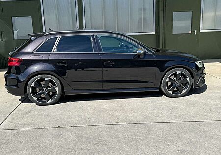 Audi S3 Sportback quattro +Panorama + Service neu ++