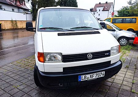 VW T4 Volkswagen /MULTIVAN/CARAVELLE