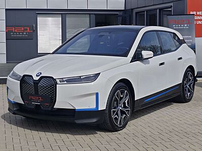 BMW iX 50 xDrive|22"|Sky Lounge|Driving Assist Pro|