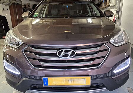 Hyundai Santa Fe 2.2 CRDI 4WD Premium Navi Pano 19"