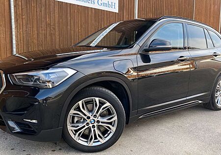 BMW X1 xDri 25e Sport Line T Leder AppleC Parkas AHK