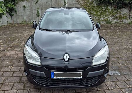 Renault Megane 1.9 dCi FAP Dynamique