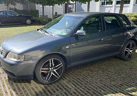 Audi A3 +1.6+Ambition