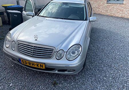 Mercedes-Benz E 220 T CDI Automatik Elegance DPF