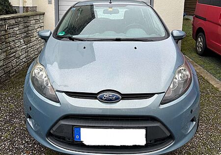 Ford Fiesta 1. Hand, TÜV NEU