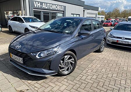 Hyundai i20 16ALU*NAVI&RÜCKFAHRKAMERA*Lenkrad&Sitzheizung