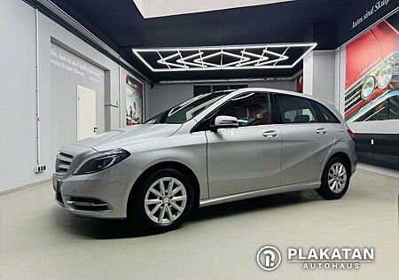 Mercedes-Benz B 200 MB SERVICE NAVI PANO HOLZ MEMORY