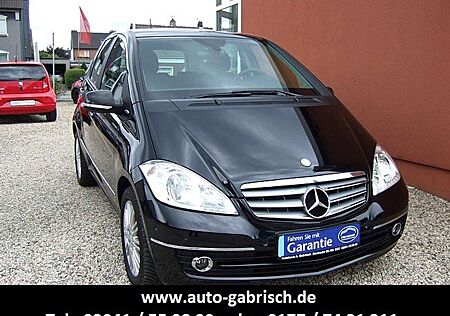 Mercedes-Benz A 180 ,Avantgarde BlueEfficiency