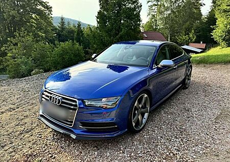 Audi S7 4.0 TFSI V8 quattro S tronic