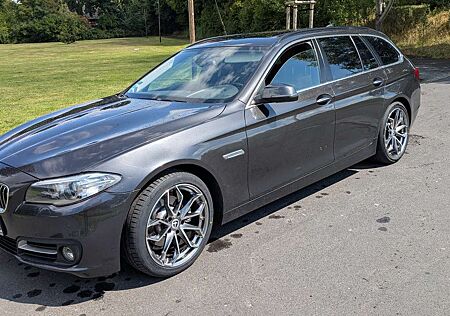 BMW 520 gebraucht kaufen BMW 520d 520 xDrive Touring Aut/.AHK/Nav/ Prof/ TüV