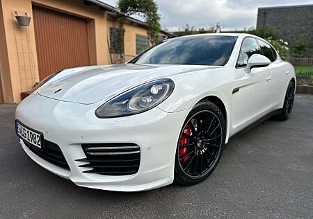 Porsche Panamera GTS Facelift