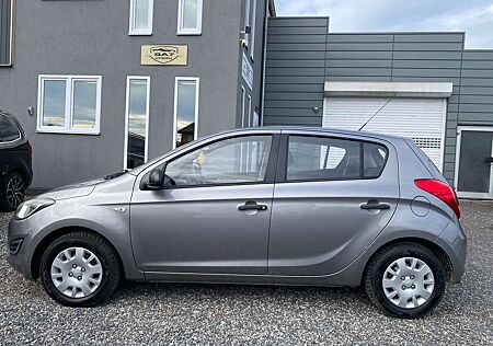 Hyundai i20 FIFA World Cup Edition*2.Hand*TüvNeu*