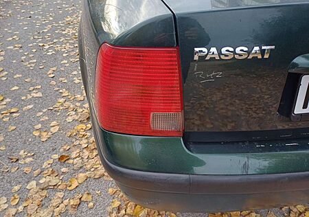 VW Passat Volkswagen 1.6 Trendline