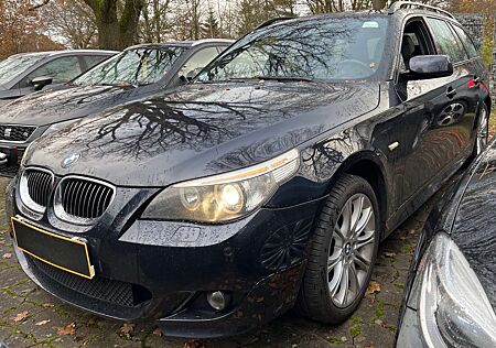 BMW 530 d xDrive M-Paket Pano HUD AHK Standheizung 18Zoll