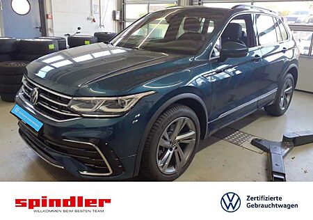 VW Tiguan Volkswagen R-Line 2.0 TSI 4M DSG / Matrix, ACC