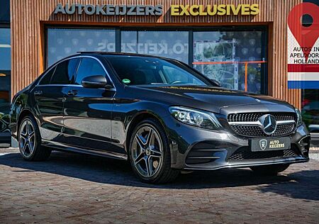 Mercedes-Benz C 300 de AMG Line Pano Navi