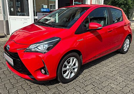 Toyota Yaris Hybrid 1.5 VVT-i Comfort mit Design Paket