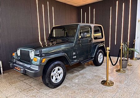 Jeep Wrangler Sahara 4.0