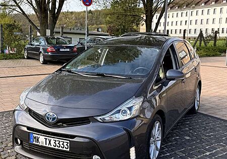 Toyota Prius+ Neuwagenzustand taxi/Mietwagen
