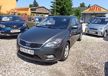Kia Cee'd Ceed / 1.4 CVVT Edition 7