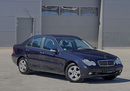 Mercedes-Benz C 180 Kompressor (203.046)