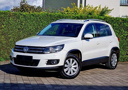 VW Tiguan Volkswagen Sport & Style 4Motion (Allrad, Navi, AHK)