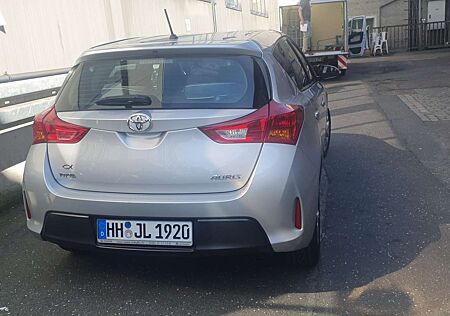 Toyota Auris 1.33 Dual-VVT-i