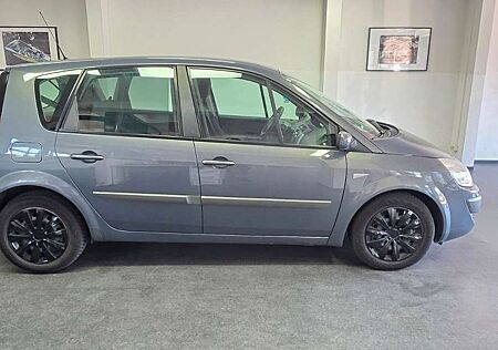 Renault Scenic 2,0 Dynamique TÜV 07/2026