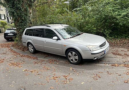Ford Mondeo 1.8 Turnier Ghia