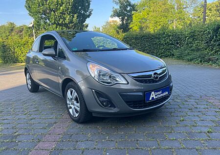 Opel Corsa D Satellite