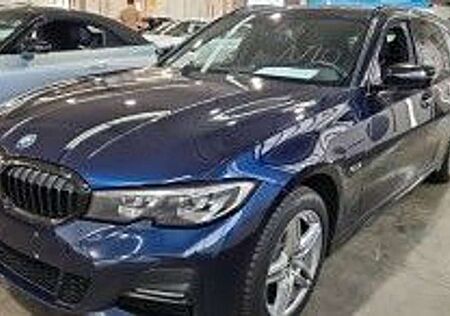 BMW 330 e T xDrive M-Sport Individual PANO*WIDE*HIFI