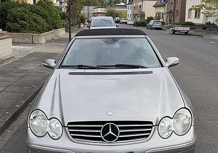 Mercedes-Benz CLK 200 Kompressor (209.442)