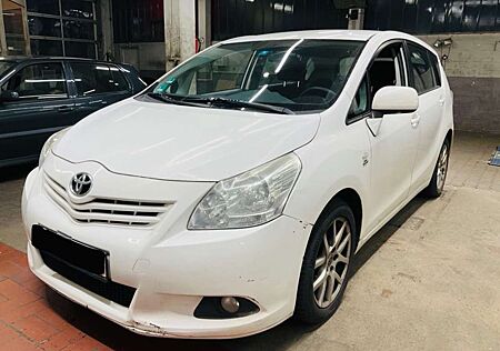 Toyota Verso 2.2 D-CAT Life