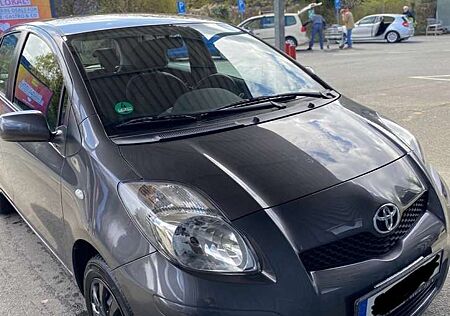 Toyota Yaris 1.0 VVT-i Cool Edition